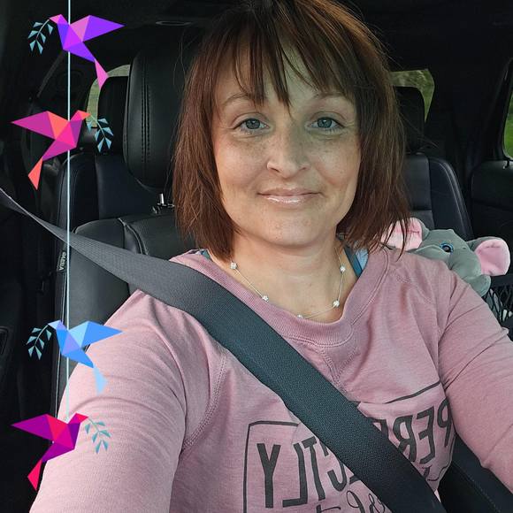 Meet your Posher, April - Picture 1 of 1